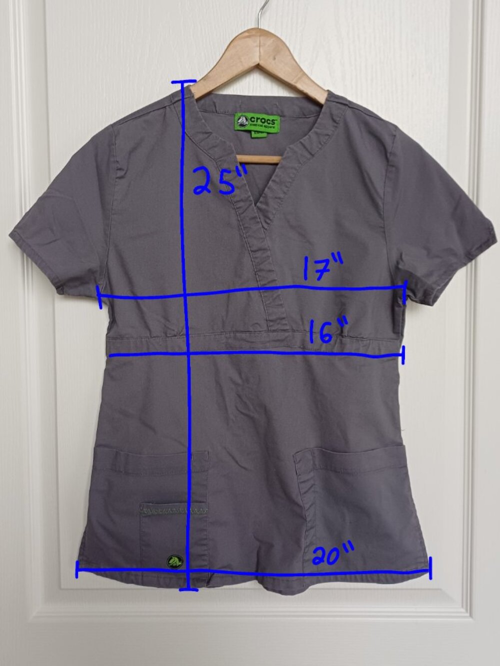 Croc Grey Scrub Top - Picture 3 of 7